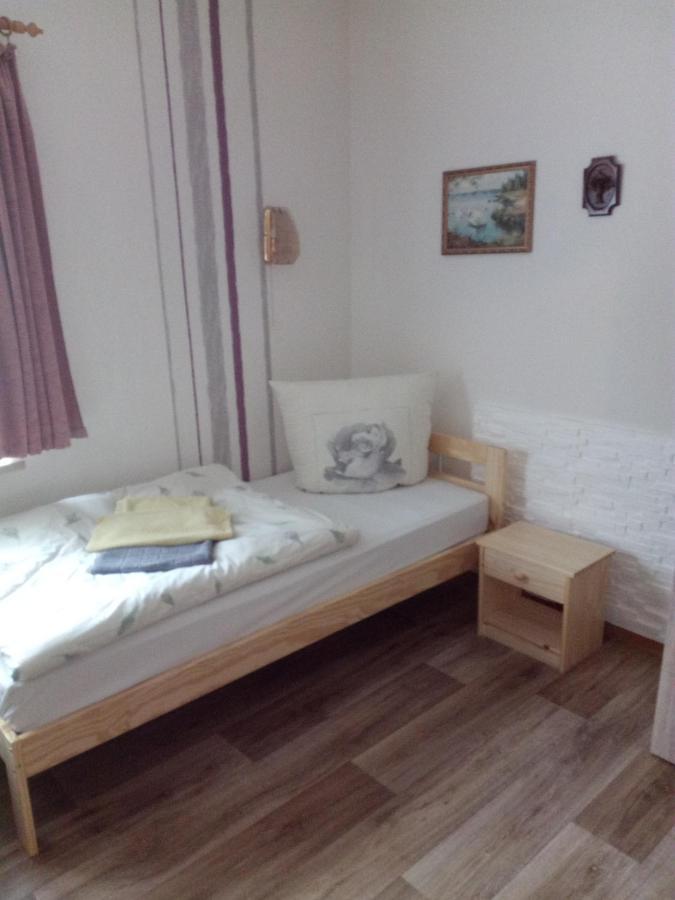 Am Muehlteich Hotel Taltitz Bagian luar foto
