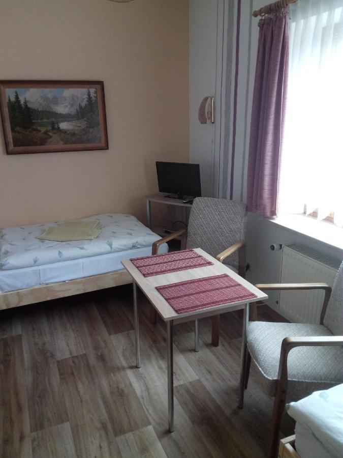 Am Muehlteich Hotel Taltitz Bagian luar foto